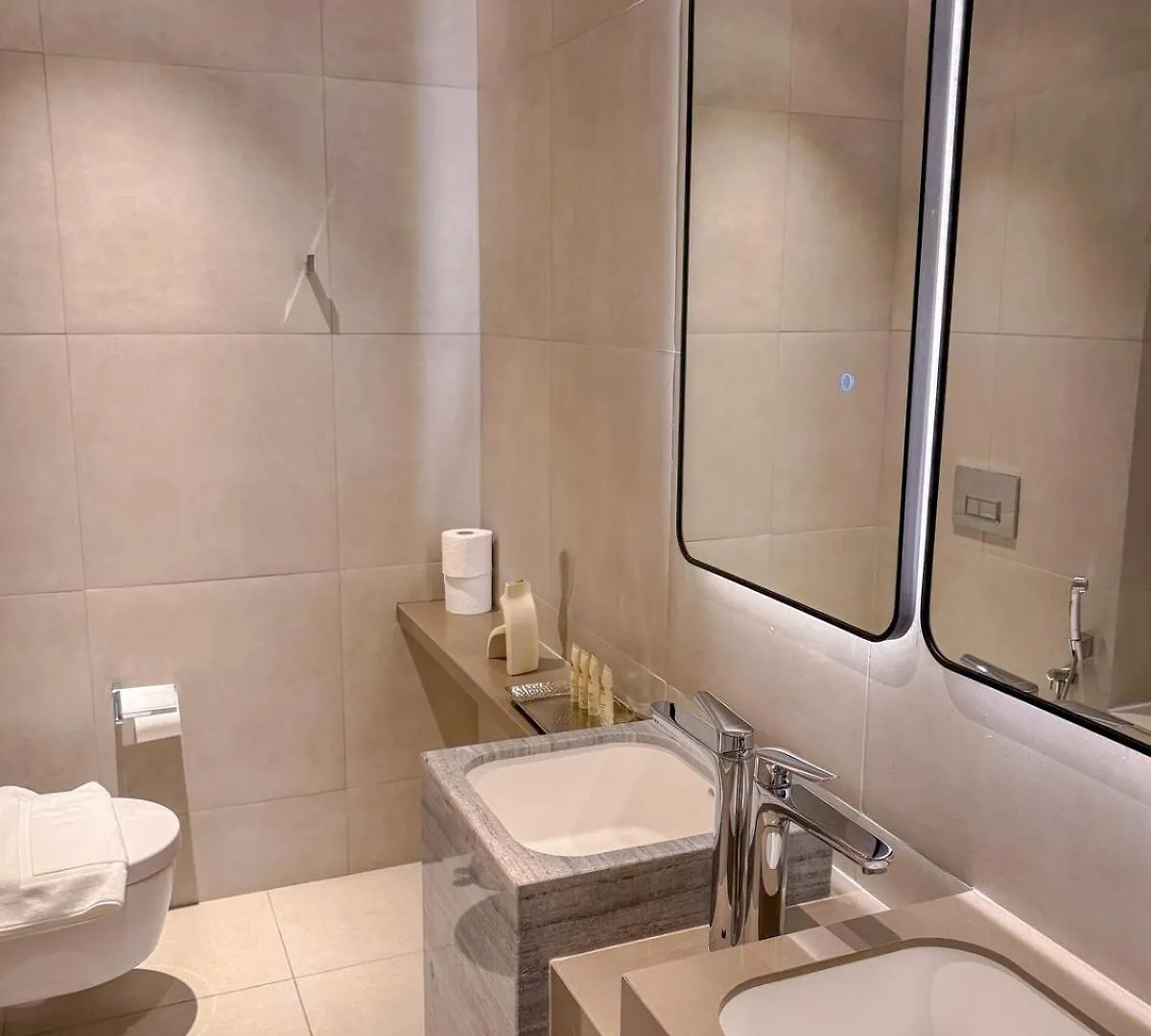 Address Beach Resort Epic Palm View 12Th Floor 4Guests Dubai United Arab Emirates